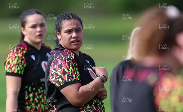 050526 - Wales Women Rugby Training Session - Sisilia Tuipulotu and Jorja Aiono during training ahead of the 6 Nations match against Ireland