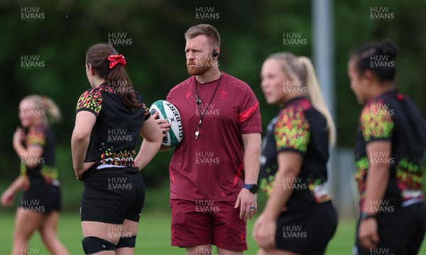 050526 - Wales Women Rugby Training Session - Tyrone Holmes, Wales Women defence coach during training ahead of the 6 Nations match against Ireland
