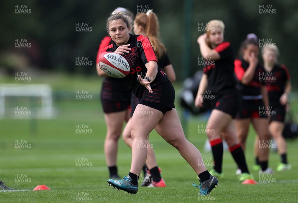 050722 - Wales Women Rugby Squad back in training as the road to the World Cup begins - Jenni Scoble during training