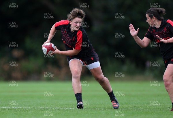 050722 - Wales Women Rugby Squad back in training as the road to the World Cup begins - Lleucu George during training