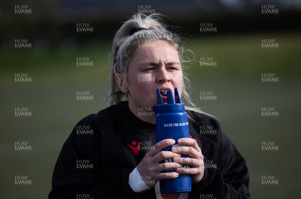 060423 -  Wales Women Rugby Squad Training session - Hannah Bluck during a training session ahead of their TicTok Women’s 6 Nations match against England