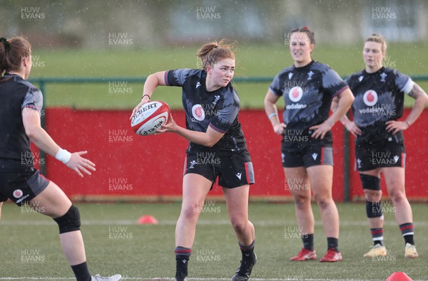 060423 -  Wales Women Rugby Squad - Niamh Terry during a training session ahead of their TicTok Women’s 6 Nations match against England