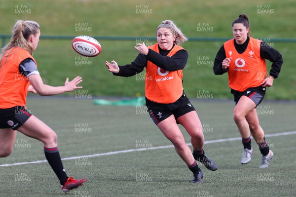 060423 -  Wales Women Rugby Squad - Hannah Bluck during a training session ahead of their TicTok Women’s 6 Nations match against England