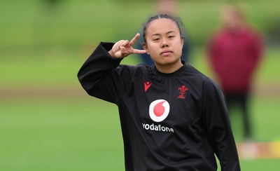 060526 - Wales Women Rugby Training Session - Jenna De Vera during training ahead of the 6 Nations match against Ireland