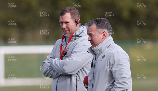 070323 - Wales Women Rugby Training Session - Wales women head coach Ioan Cunningham, left and attack coach Shaun Connor