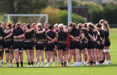 070426 - Wales Women Rugby Squad - The Wales squad during training session ahead of the opening Women’s 6 Nations match against Scotland