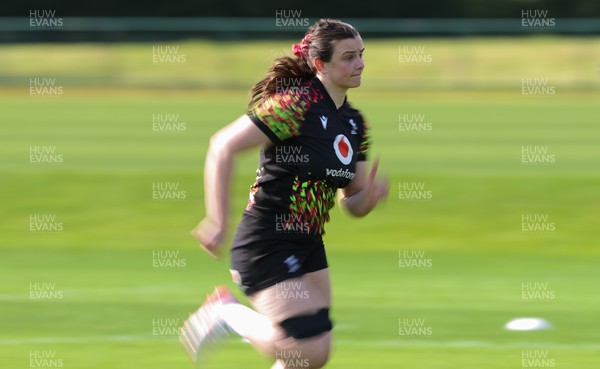 070426 - Wales Women Rugby Squad - Branwen Metcalfe during training session ahead of the opening Women’s 6 Nations match against Scotland