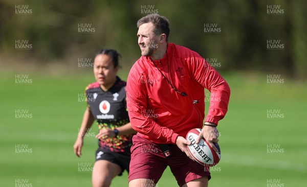 070426 - Wales Women Rugby Squad - Ashley Beck, Wales Women interim attack coach, during training session ahead of the opening Women’s 6 Nations match against Scotland