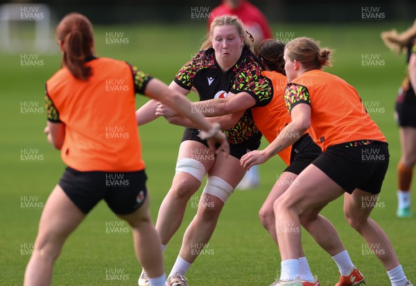 070426 - Wales Women Rugby Squad - Alaw Pyrs during training session ahead of the opening Women’s 6 Nations match against Scotland