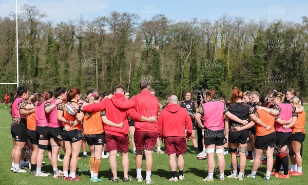 070426 - Wales Women Rugby Squad - The Wales squad during training session ahead of the opening Women’s 6 Nations match against Scotland