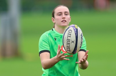 071026 Wales Women Rugby Training - Nel Metcalfe during a rugby training session ahead of the WXV matches in Japan