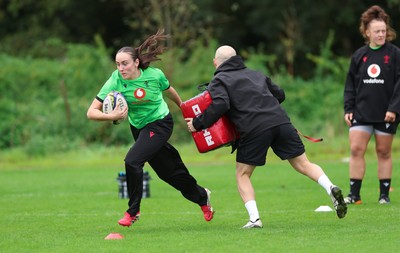 071026 Wales Women Rugby Training - Nel Metcalfe during a rugby training session ahead of the WXV matches in Japan