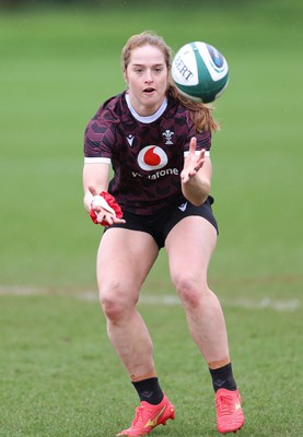 080424 - Wales Women Rugby Training Session - Lisa Neumann during a training session ahead of Wales’ Women’s 6 Nations match against Ireland