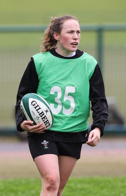 080424 - Wales Women Rugby Training Session - Jenny Hesketh during a training session ahead of Wales’ Women’s 6 Nations match against Ireland