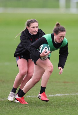 080424 - Wales Women Rugby Training Session - Jenny Hesketh breaks away during a training session ahead of Wales’ Women’s 6 Nations match against Ireland