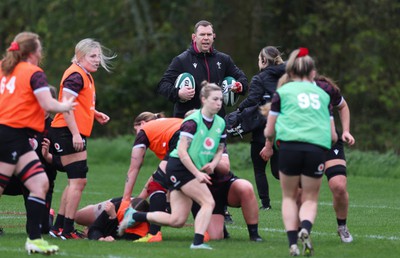 080424 - Wales Women Rugby Training Session - Ioan Cunningham, Wales Women head coach, during a training session ahead of Wales’ Women’s 6 Nations match against Ireland