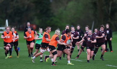 080424 - Wales Women Rugby Training Session - Sisilia Tuipulotu breaks during a training session ahead of Wales’ Women’s 6 Nations match against Ireland