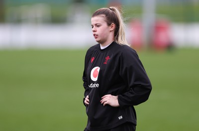 080424 - Wales Women Rugby Training Session - Mollie Wilkinson during a training session ahead of Wales’ Women’s 6 Nations match against Ireland