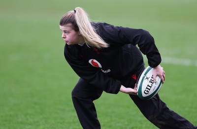 080424 - Wales Women Rugby Training Session - Mollie Wilkinson during a training session ahead of Wales’ Women’s 6 Nations match against Ireland