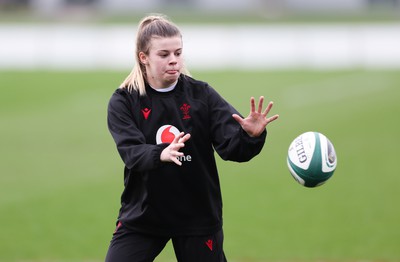 080424 - Wales Women Rugby Training Session - Mollie Wilkinson during a training session ahead of Wales’ Women’s 6 Nations match against Ireland