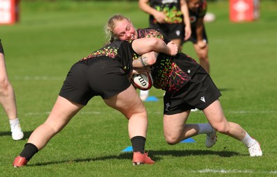 080426 - Wales Women Rugby Squad - during training session ahead of the opening Women’s 6 Nations match against Scotland