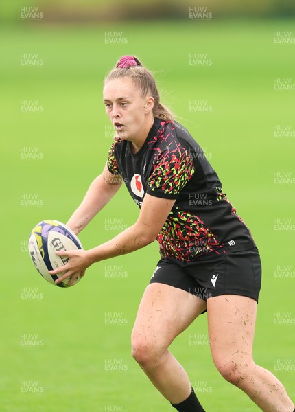 080926 - Wales Women Rugby Training - Hannah Dallavalle during a rugby session ahead of the WXV Series of matches