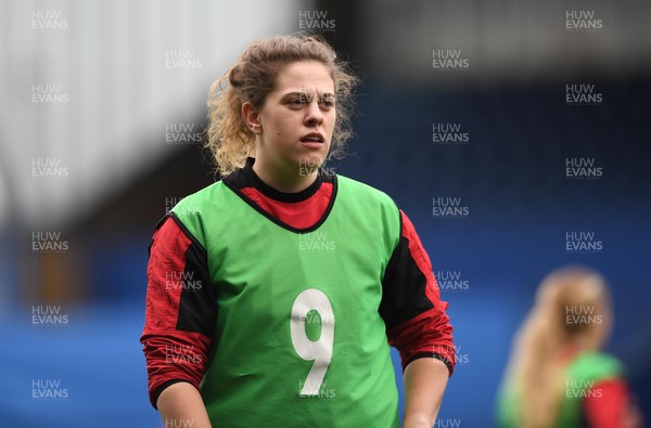 090421 - Wales Women Rugby Training - Natalia John during training