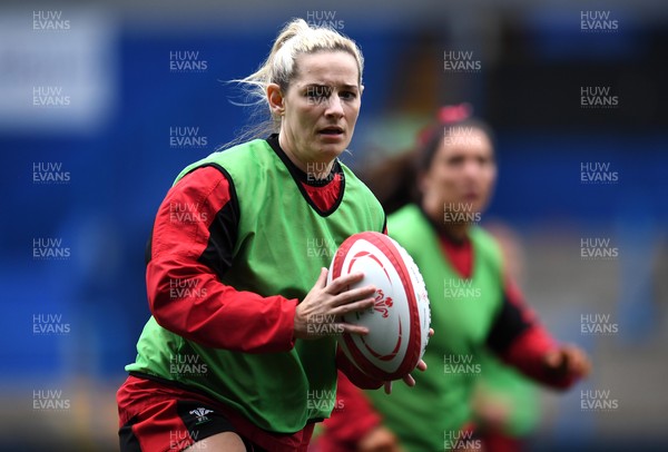 090421 - Wales Women Rugby Training - Kerin Lake during training