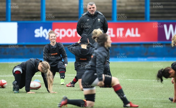 100318 - Wales Women's Captains Run, BT Sport Cardiff Arms Park - Wales Women head coach Rowland Phillips during the Captains Run ahead of the Six Nations match against Italy