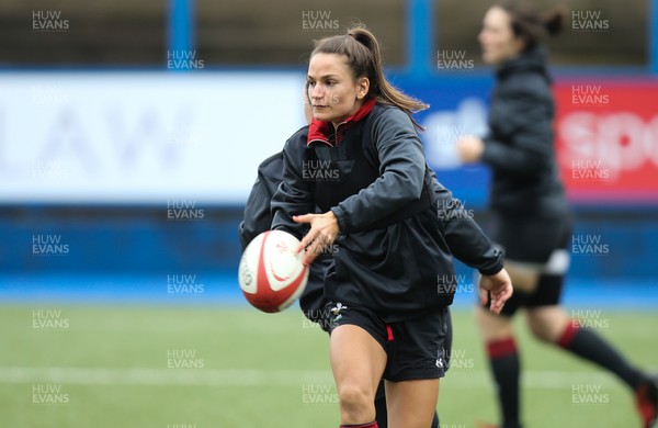 100318 - Wales Women's Captains Run, BT Sport Cardiff Arms Park - Wales Jasmine Joyce during the Captains Run ahead of the Six Nations match against Italy