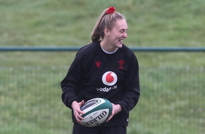 100424 - Wales Women Rugby Training - Hannah Jones during a training session ahead of Wales’ Women’s 6 Nations match against Ireland