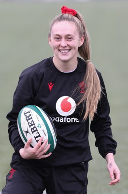 100424 - Wales Women Rugby Training - Hannah Jones during a training session ahead of Wales’ Women’s 6 Nations match against Ireland