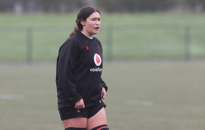 100424 - Wales Women Rugby Training - Gwennan Hopkins during a training session ahead of Wales’ Women’s 6 Nations match against Ireland