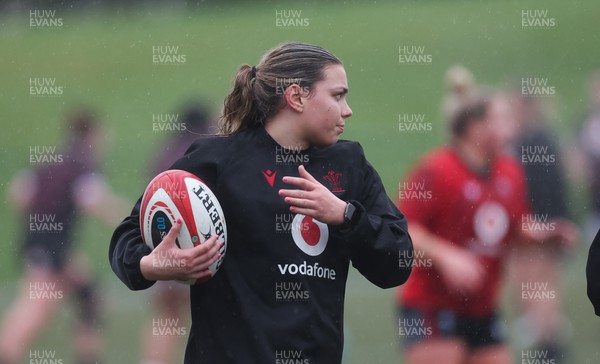 130224 - Wales Women Extended Squad Training session - Amelia Tutt during training session as preparations get under way for the Women’s 6 Nations
