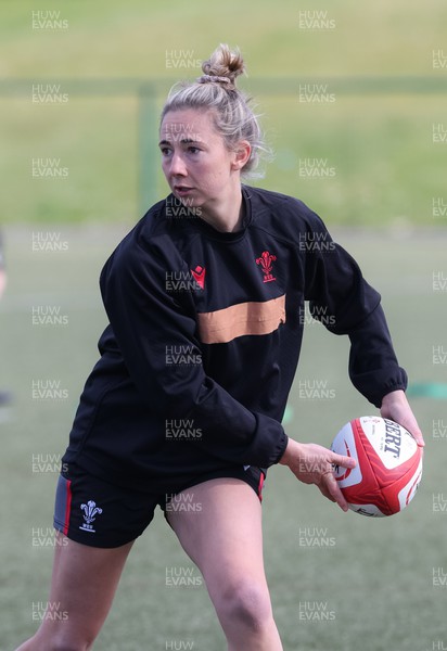 130423 - Wales Women Rugby Training - Elinor Snowsill during training ahead of the TicTok Women’s 6 Nations match against England 