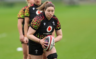 140426 - Wales Women Rugby Training - Gwen Crabb during a rugby training session ahead of the Women’s 6 Nations match against France