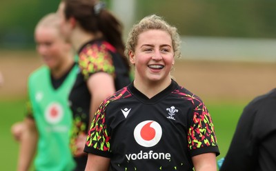 140426 - Wales Women Rugby Training - Molly Reardon during a rugby training session ahead of the Women’s 6 Nations match against France