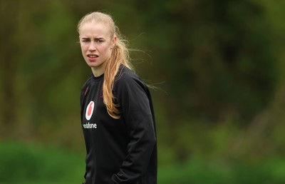 140426 - Wales Women Rugby Training - Catherine Richards during a rugby training session ahead of the Women’s 6 Nations match against France
