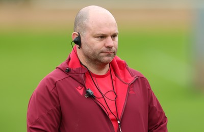 140426 - Wales Women Rugby Training - Sean Lynn, Wales Women head coach during a rugby training session ahead of the Women’s 6 Nations match against France