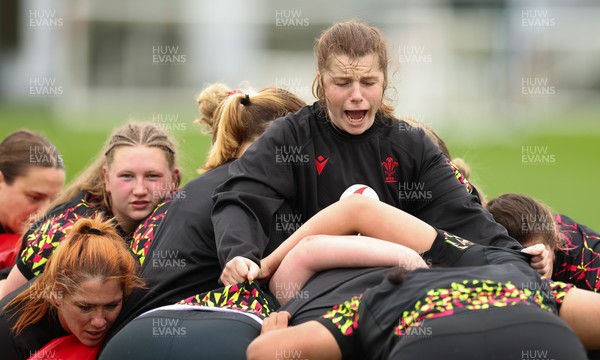 140426 - Wales Women Rugby Training - Kate Williams during a rugby training session ahead of the Women’s 6 Nations match against France