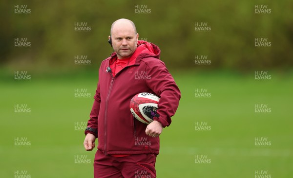 140426 - Wales Women Rugby Training - Sean Lynn, Wales Women head coach during a rugby training session ahead of the Women’s 6 Nations match against France