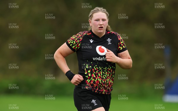 140426 - Wales Women Rugby Training - Alaw Pyrs during a rugby training session ahead of the Women’s 6 Nations match against France