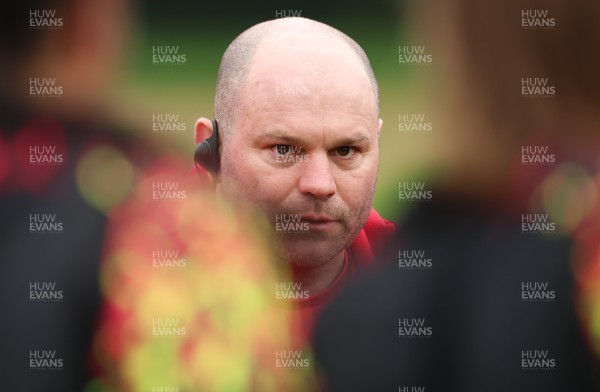 140426 - Wales Women Rugby Training - Sean Lynn, Wales Women head coach during a rugby training session ahead of the Women’s 6 Nations match against France