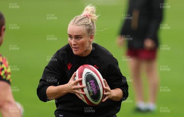 140426 - Wales Women Rugby Training - Seren Singleton during a rugby training session ahead of the Women’s 6 Nations match against France