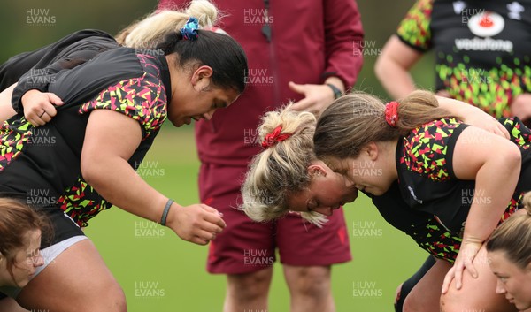 140426 - Wales Women Rugby Training - The Wales forwards scrum down during a rugby training session ahead of the Women’s 6 Nations match against France