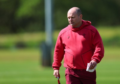 140526 - Wales Women Rugby Training - Sean Lynn, Wales Women head coach during a rugby training session ahead of their final Women’s 6 Nations match against Italy
