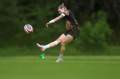 140526 - Wales Women Rugby Training - Keira Bevan during a rugby training session ahead of their final Women’s 6 Nations match against Italy