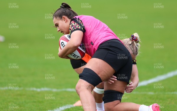 140526 - Wales Women Rugby Training - Bryonie King during a rugby training session ahead of their final Women’s 6 Nations match against Italy