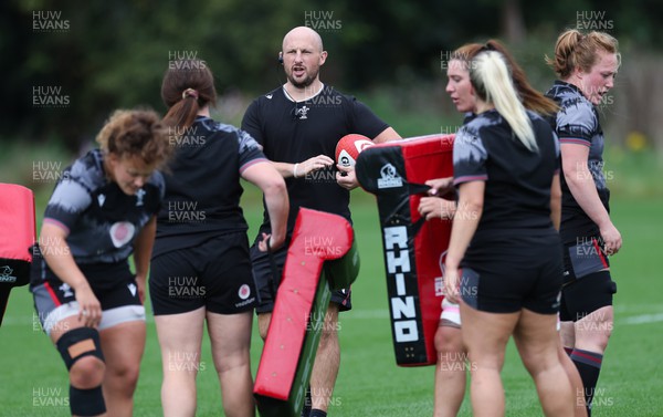 140923 - Wales Women Rugby Training Session - Forwards coach Mike Hill during training session