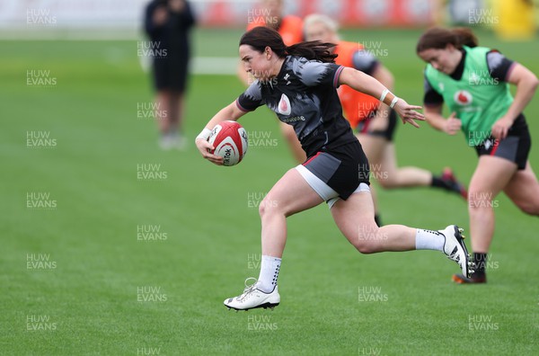 140923 - Wales Women Rugby Training Session - Sian Jones breaks away during training session
